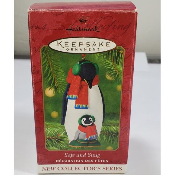 Vintage Hallmark Keepsake Ornament 2001 Safe & Snug  PRE-OWNED - Picture 1 of 7